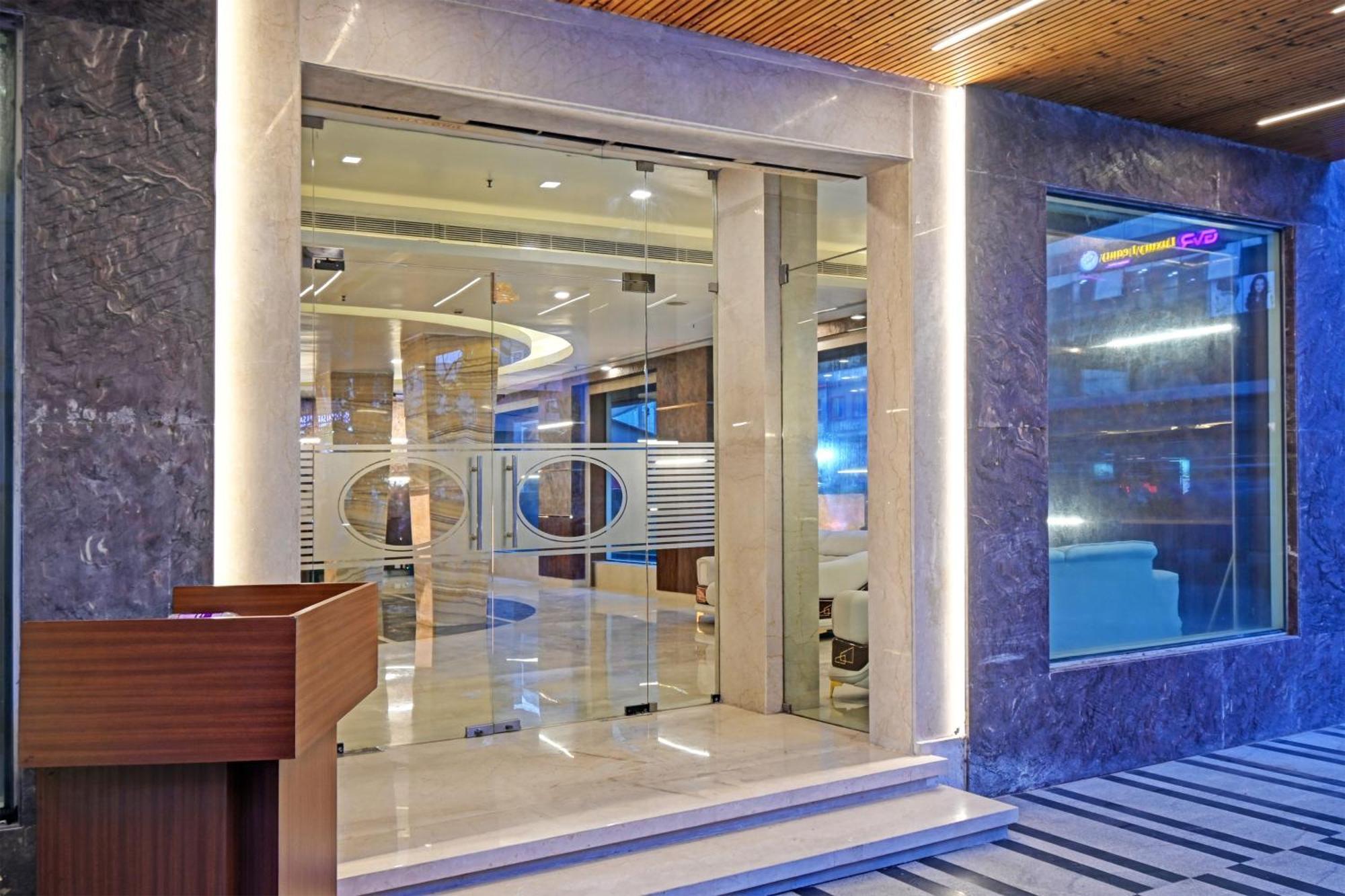 Palette Madhapur Hotel Hyderabad Exterior foto