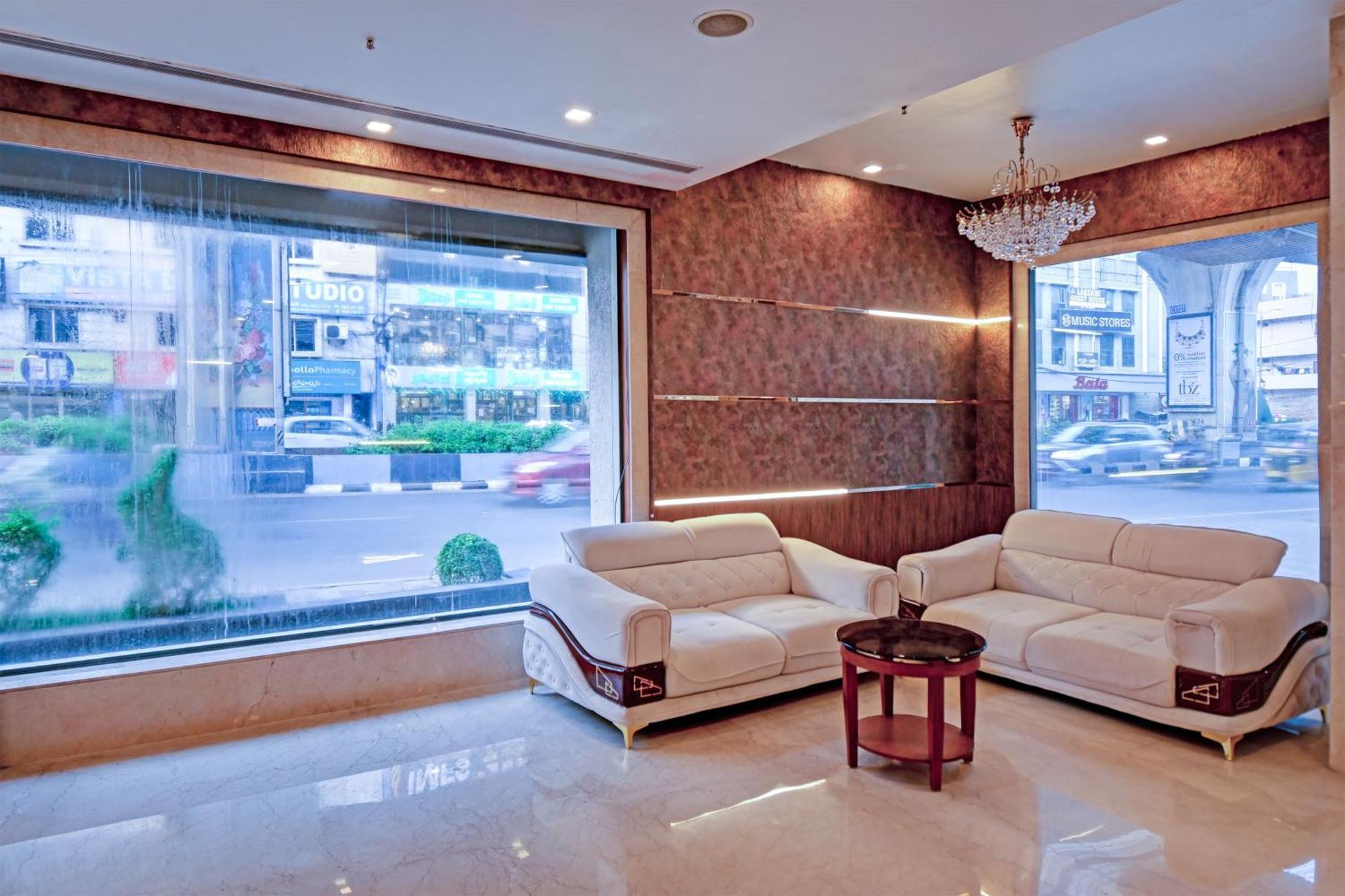 Palette Madhapur Hotel Hyderabad Exterior foto